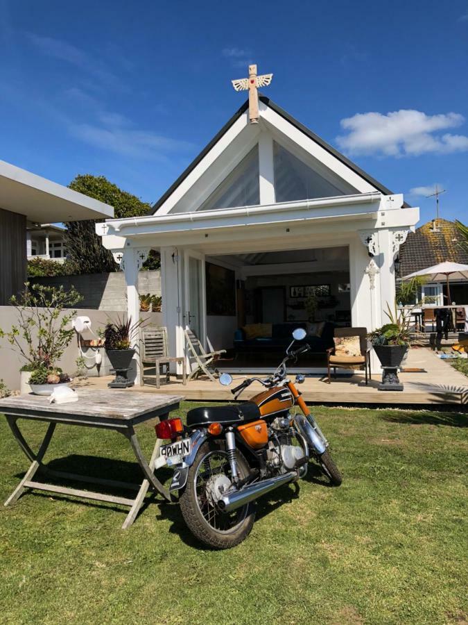 Little Church Bay Villa New Plymouth Exterior photo